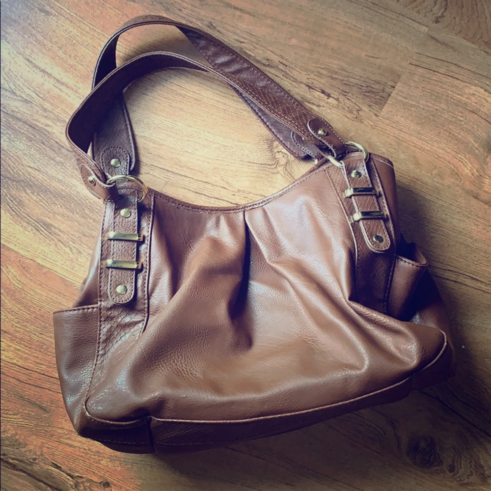 Apt. 9 Brown-Leather Purse